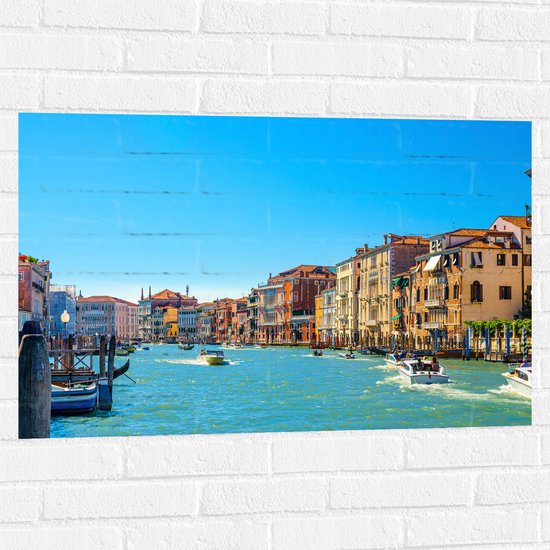 Muursticker - Wateren van Venetië bij Gekleurde Huisjes - 90x60 cm Foto op Muursticker