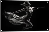 Tuinposter – Ballerina Meisje aan het Dansen (Zwart-wit) - 90x60 cm Foto op Tuinposter (wanddecoratie voor buiten en binnen)