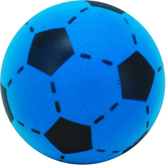 Blauwe bal met zwart voetbalpatroon en stippellijnaccenten.