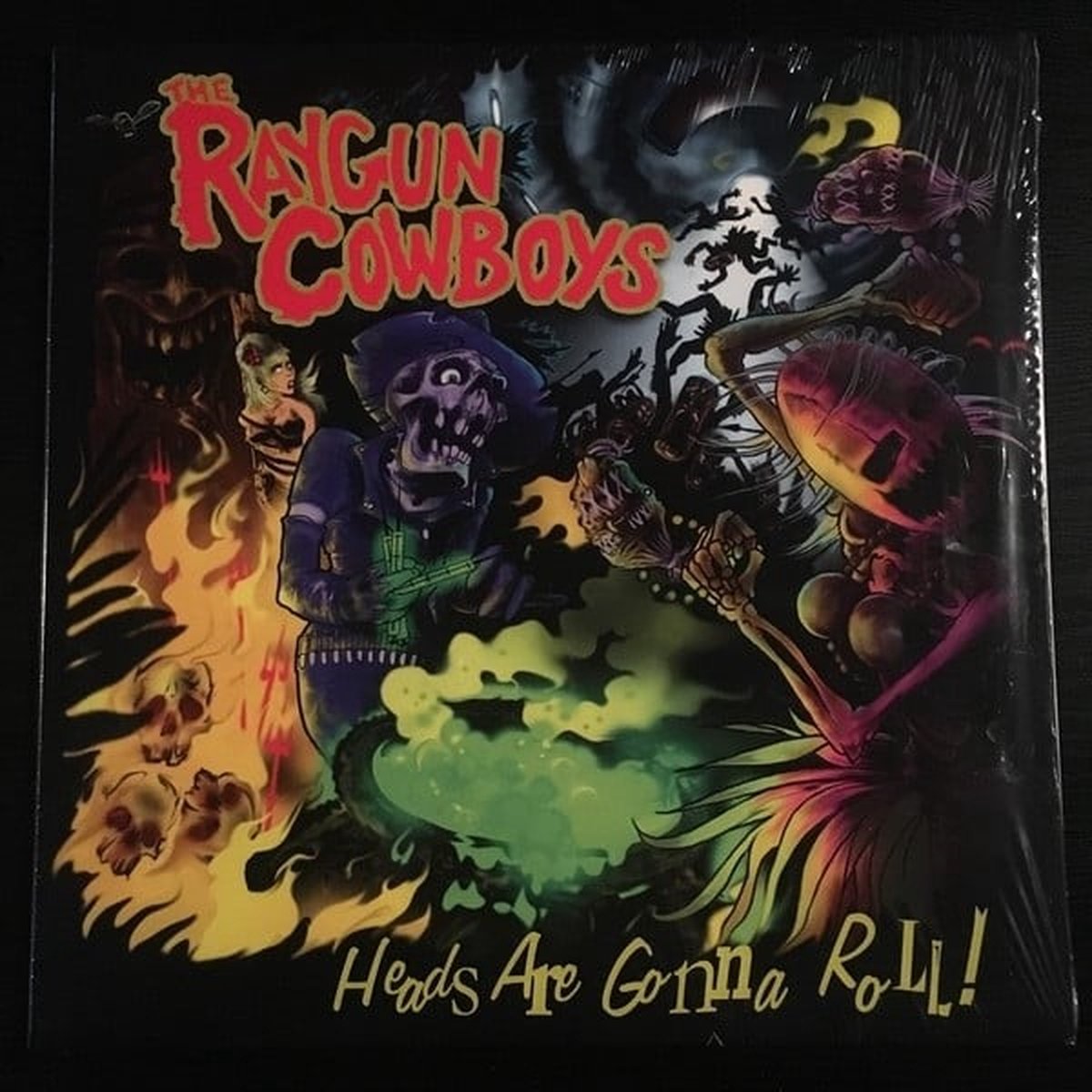 Raygun Cowboys - Heads Are Gonna Roll! (CD)