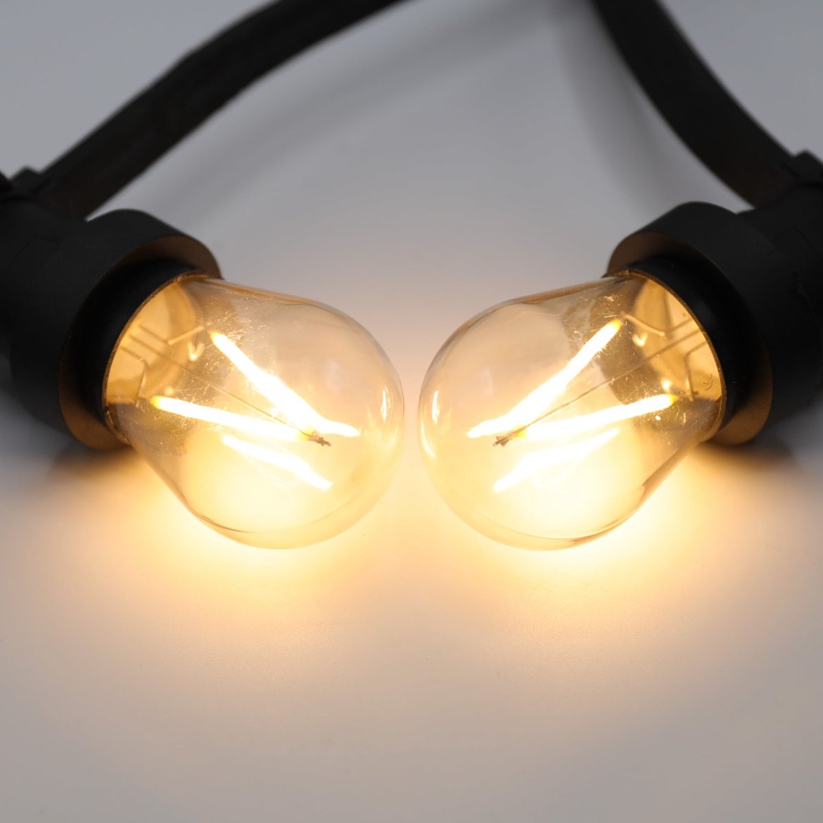 LumenXL lichtsnoer voor buiten 5 meter 10 fittingen - 3 watt 2650K LED filament lampen - IP20 dimmer