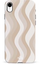 xoxo Wildhearts Minimal Nude - Single Layer - Hardcase geschikt voor iPhone XR hoesje - Siliconen hoesje iPhone met golven print - Cover geschikt voor iPhone XR beschermhoes - wit / beige / bruin