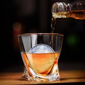 Whiskyglazenset, 2 kristallen bourbonglazen, 2 ijsvormen en 2 onderzetters in geschenkdozen, loodvrij traditioneel glas voor bourbon, whisky rockglazen met ijsvorm, whisky cadeau voor mannen