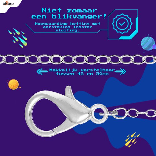 Zilverkleurige ketting met schakels en een grote karabijnsluiting. Verstelbaar van 45 tot 50 cm.