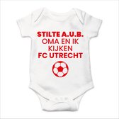 Soft Touch Rompertje met Tekst - Stilte AUB, Oma en ik kijken FC Utrecht - Rood | Baby rompertje met leuke tekst | | kraamcadeau | 0 tot 3 maanden | GRATIS verzending