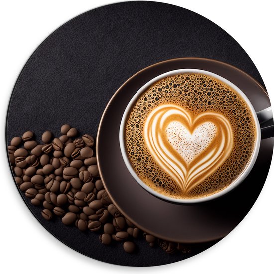 Dibond Muurcirkel - Hartvormige Latte Art op Bedje van Koffiebonen - 30x30 cm Foto op Aluminium Muurcirkel (met ophangsysteem)