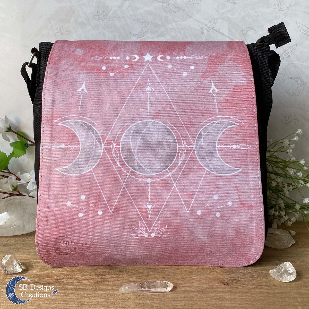 Drievoudige Maan Roze Schoudertas Vierkant Groot - SBDesignsCreations - Pagan Tas - Magische Schoudertas Roze Pink - Maanmagie