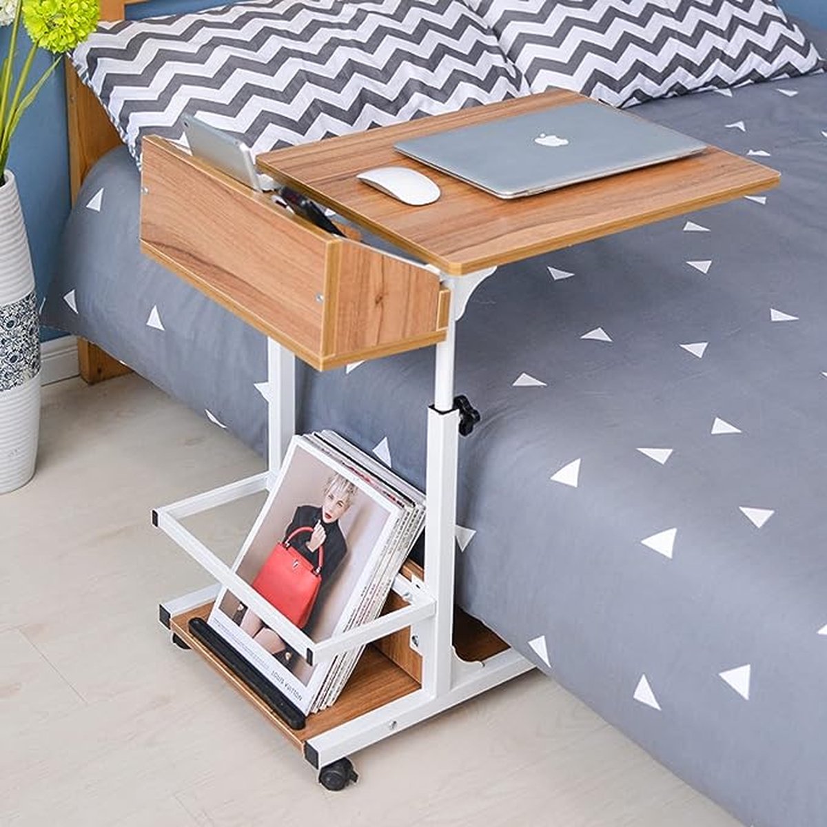 C-vormige bijzettafel in hoogte verstelbaar met 360° draaibaar blad voor woonkamer/bed/bad (zwart walnoot