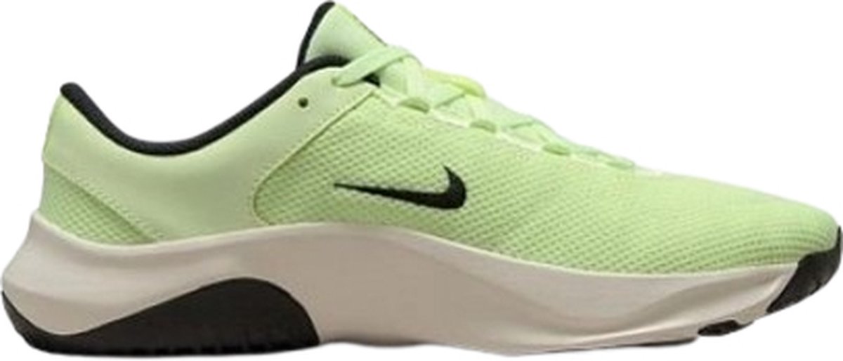 Nike Legend Essential 3 NN BarelyVolt/ -Volt-Phantom Valt klein bestel een groter! Zwart