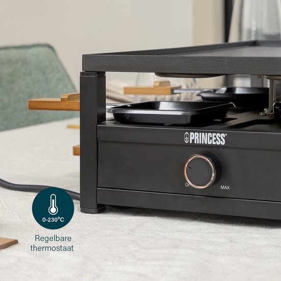 Princess Gourmetstel 162655 - Black Steel Raclette - Grill & Bakplaat - 8 personen - Groot 44 x 25cm - Zwart met bamboe - Regelbare thermostaat - 1300W - 1,5 meter snoer - 8 pannetjes — afbeelding 4
