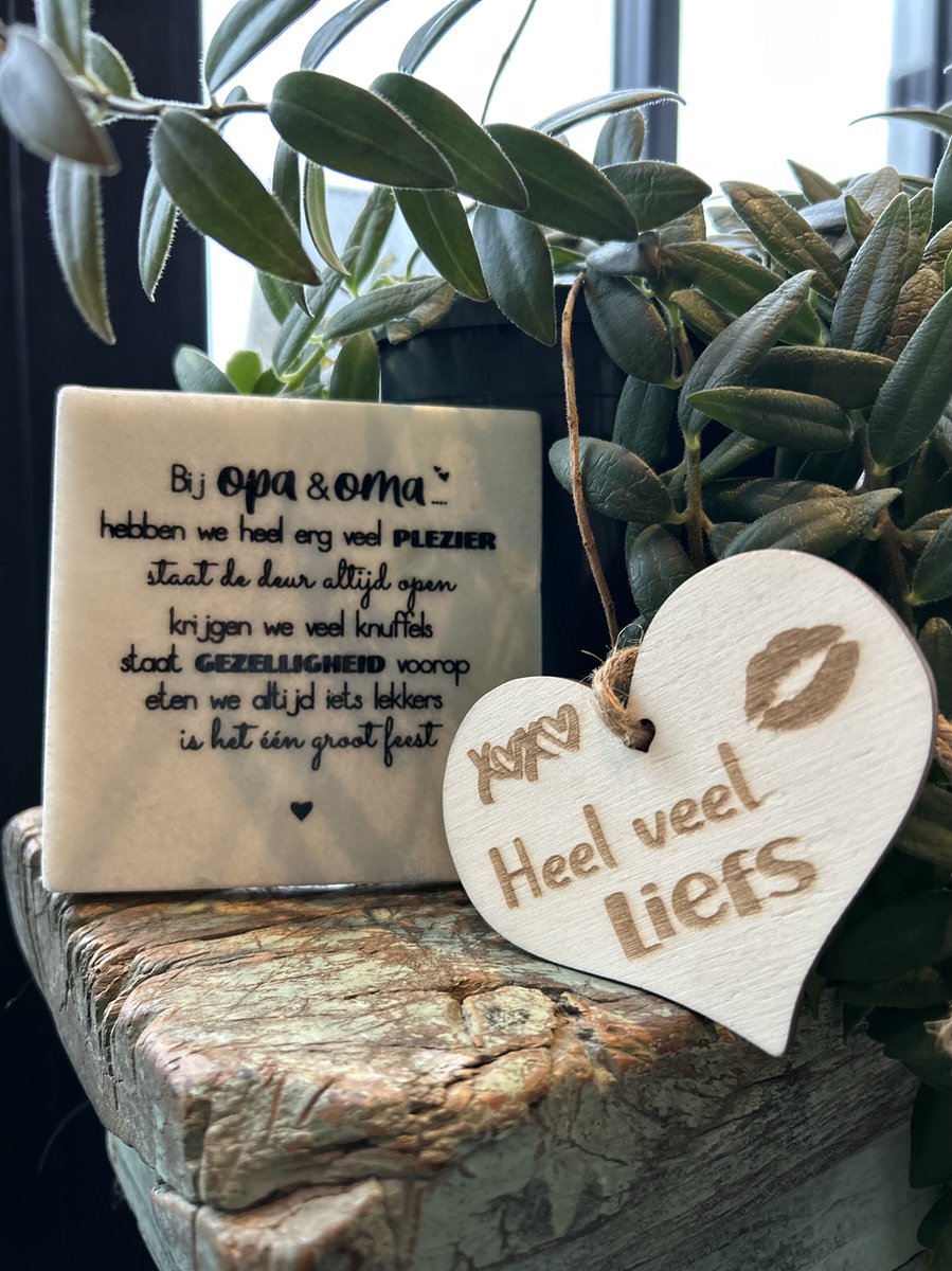 Creaties van Hier - Onderzetter - tegeltje - Opa en Oma - met houten hartje - Marmer