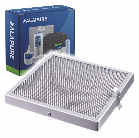 Filtre de hotte en métal Alapure dans son emballage. Le filtre est argenté avec un cadre en aluminium.