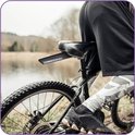 Zwart, opvouwbaar fietsspatbord met "JOBBER SPORTS" logo, gemonteerd op een mountainbike.