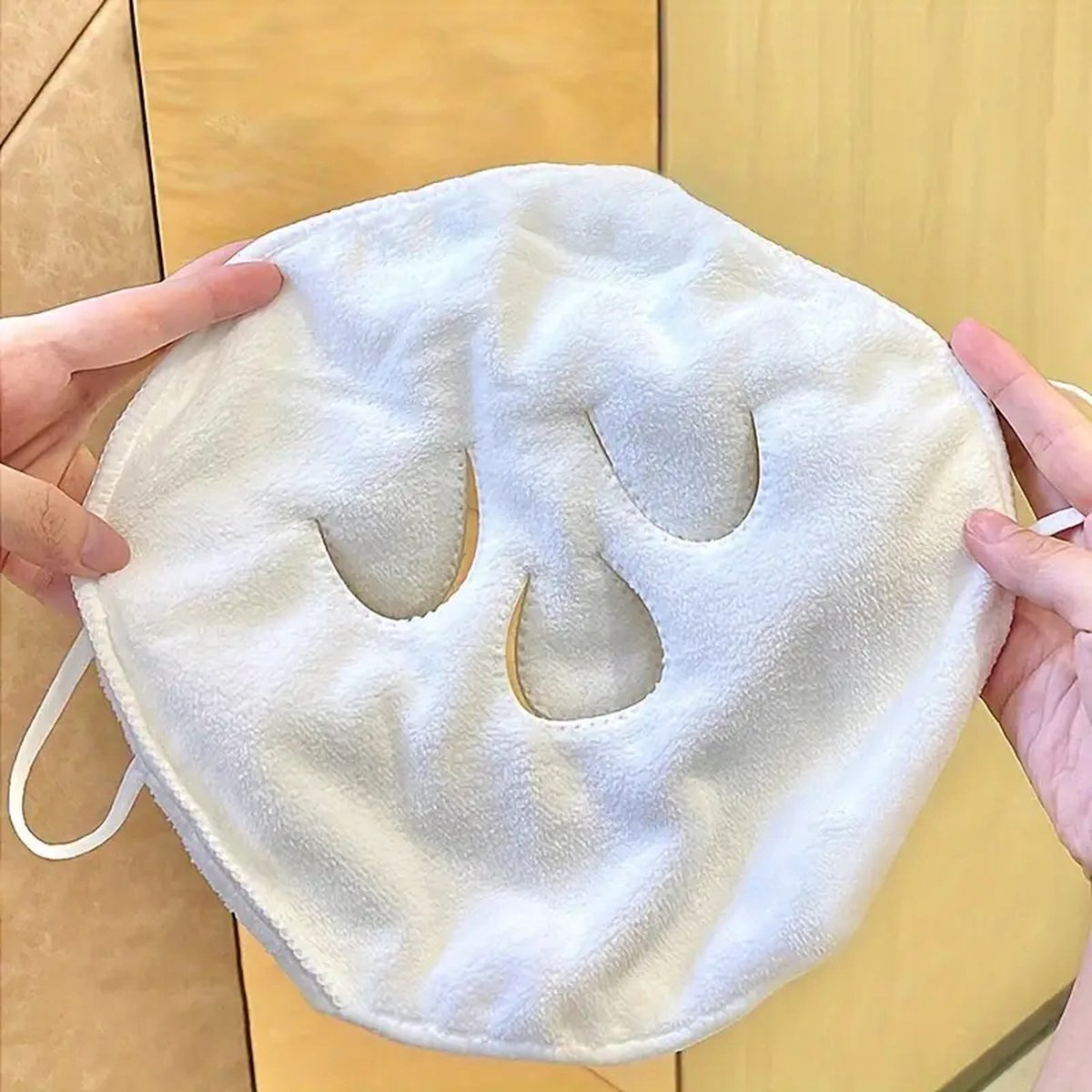 Hot compress masker