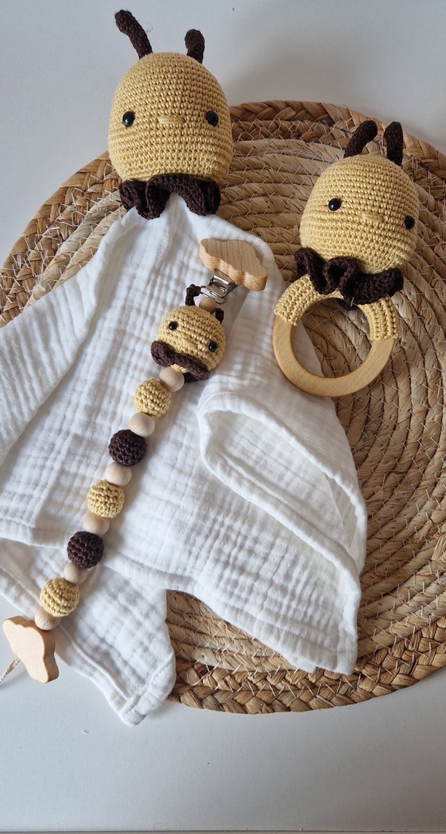 Goedkoopste KraamCadeau Babyshower Geschenkset Knuffelvriendje Handgemaakt kindvriendelijk set van 3 stuks