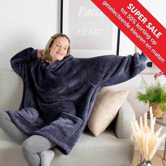 Couverture à capuche en polaire Blumtal avec manches - Couverture confortable portable - couverture à capuche avec 2 poches avant et capuche petite - Bleu foncé
