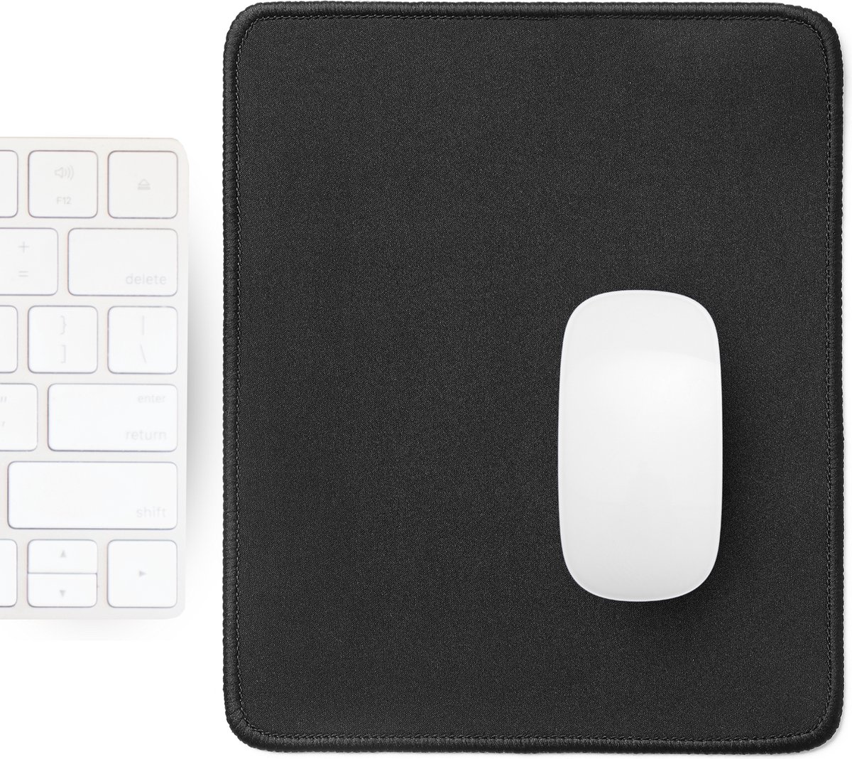 Muismat - 20 x 24 cm - Anti-slip en waterafstotend - Voor school, kantoor en gaming - Zwart - Hanamura