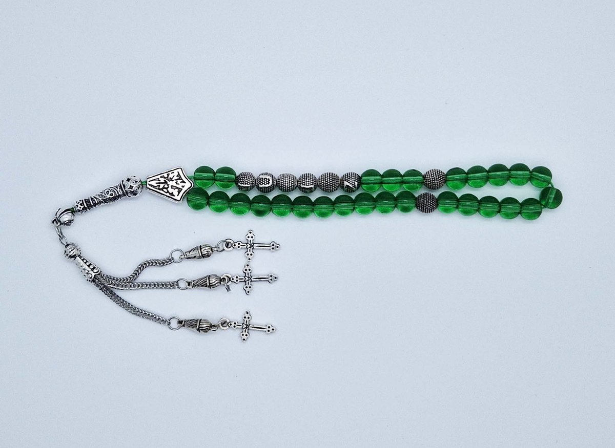 Handgemaakte naam tasbih 33 Kralen Natuursteen “Groene kwartz” - met metaal tassel “ Kruis"- Met je naam of de naam van uw geliefde- 8 mm diameter van de korrel