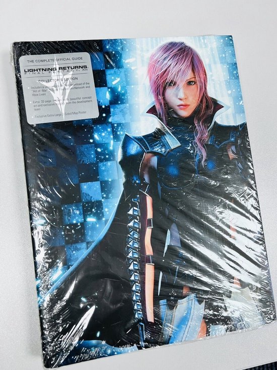 Lightning Returns: Final Fantasy Xiii - The Complete Officia - cover
