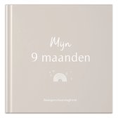Fyllbooks - Mijn negen maanden Dagboek - Zwangerschapsboek - 9 maanden Invulboek - Baby - Zand