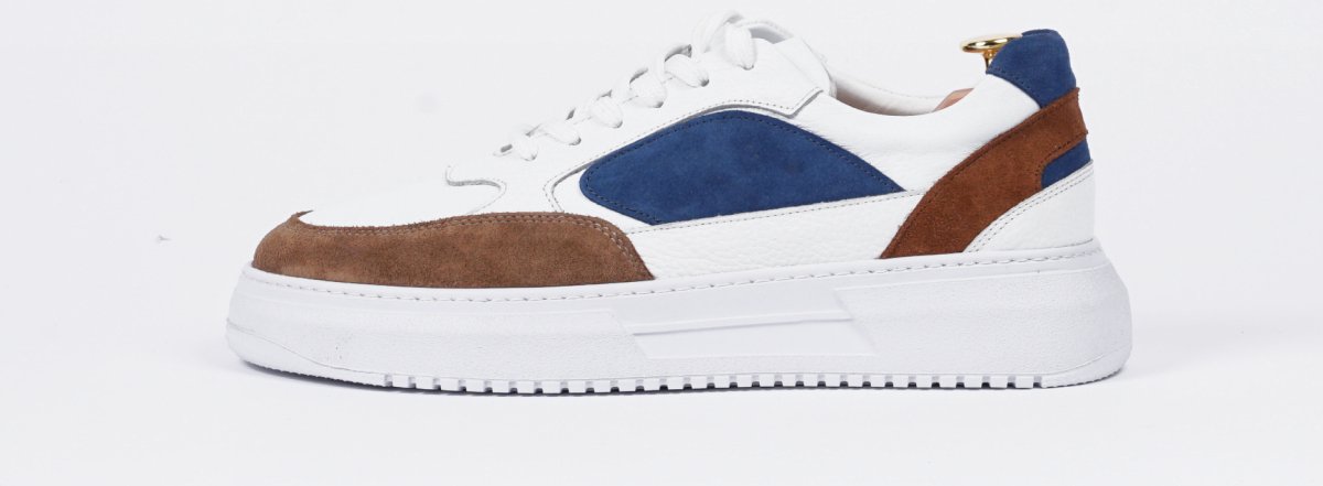 Heren Suède Sneakers – Ivory Sneaker – Ivory / Cognac / Blauw – Leren Voering – Uitneembare Binnenzool – Alfie Walker