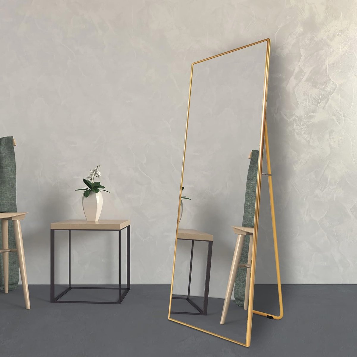 Volledige lengte vloerspiegel met goudkleurig aluminium frame - 140 x 50 cm