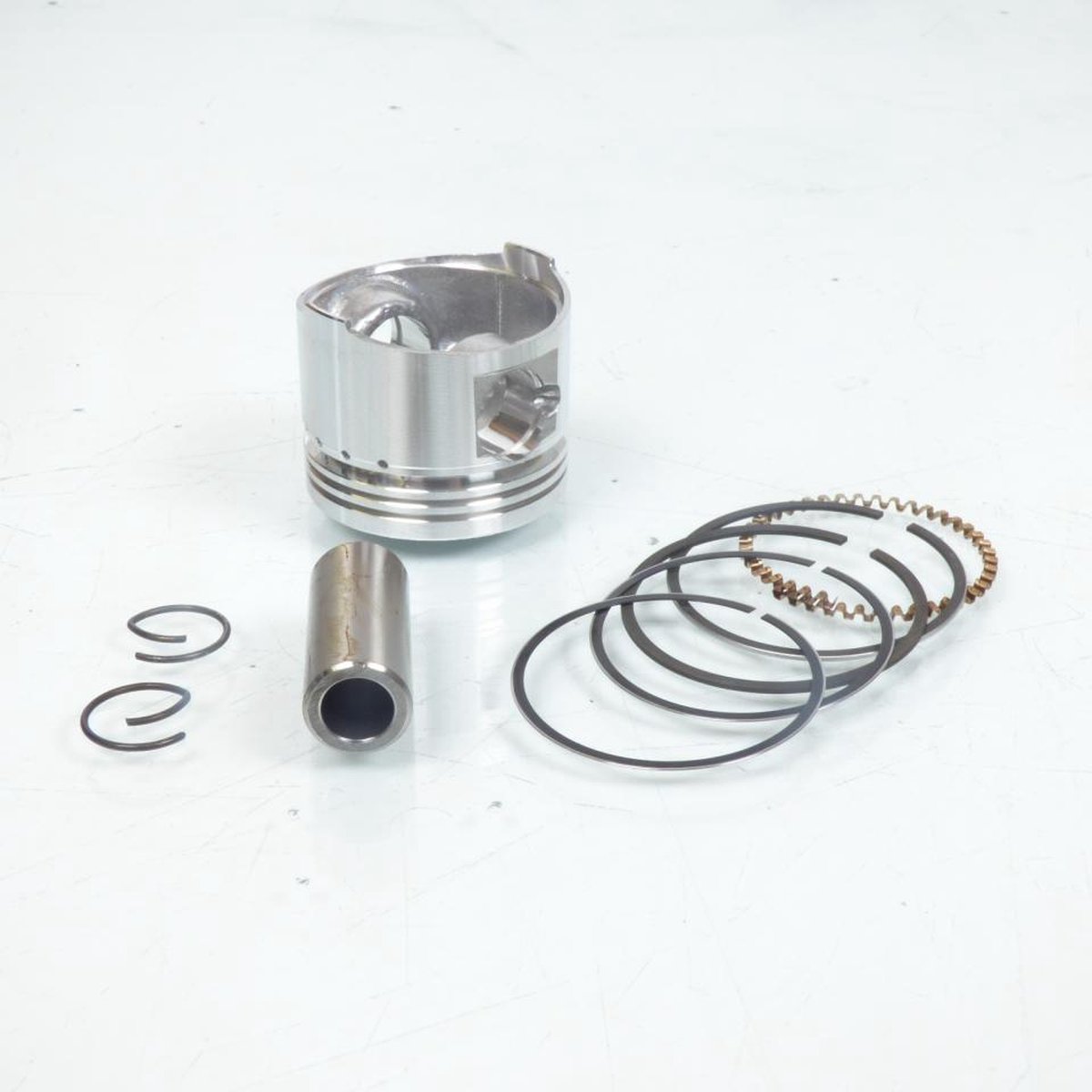 tnt motorzuiger voor chinese scooter 50 gy6 4t 39mm as 13mm nieuw