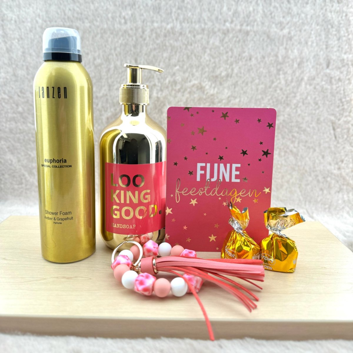 Goedkoopste Kerst Dames •Cadeaupakket Looking Good• - Cadeau voor Vrouwen - Perfect Gifts