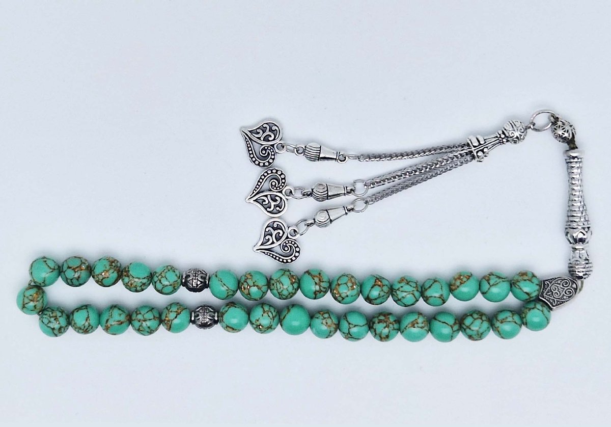 Handgemaakte tesbih klassiek - "Tasbih" natuursteen "Groen howliet gesponnen goud" - Aantal kralen 33 - Diameter kralen 8 MM - met metaal tassel "Harten" - Een mooi cadeau-idee
