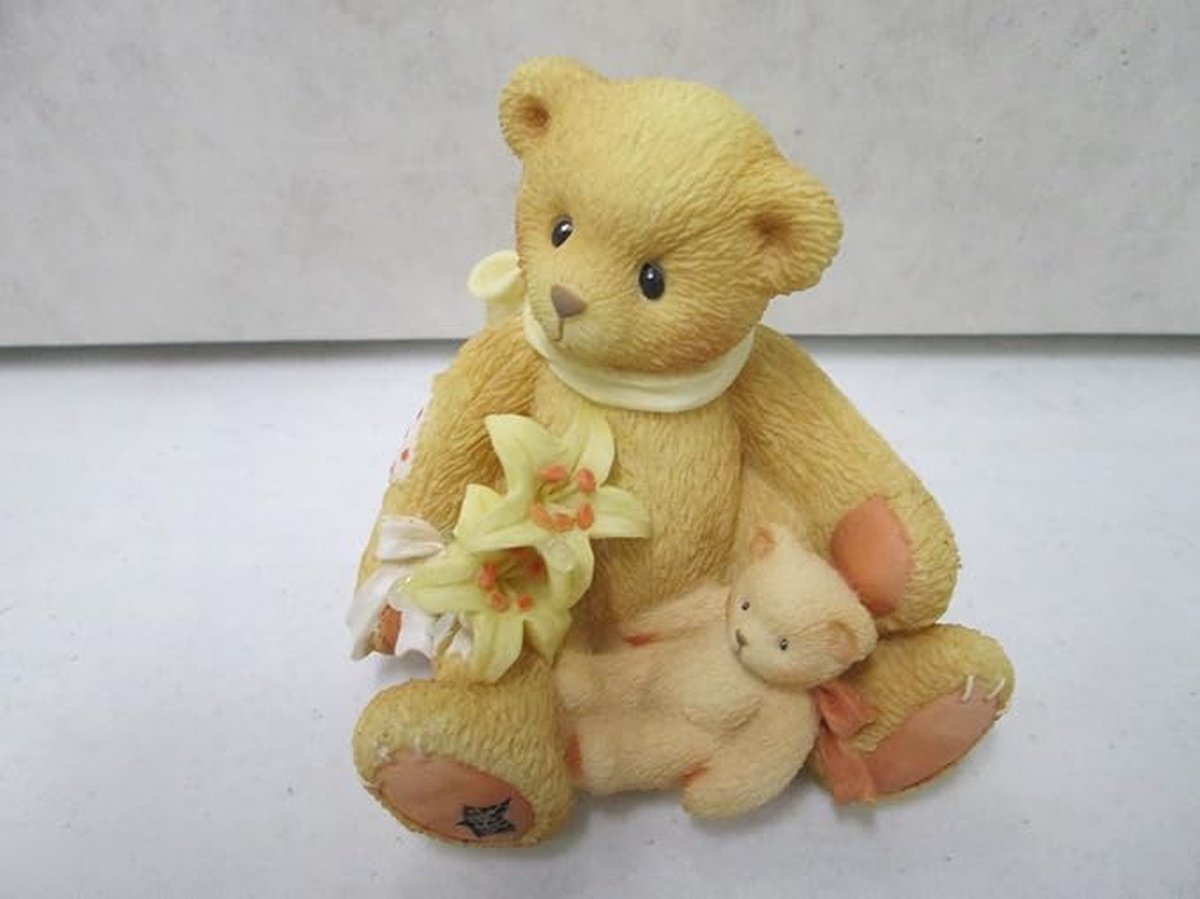 Cherished Teddies: Lily