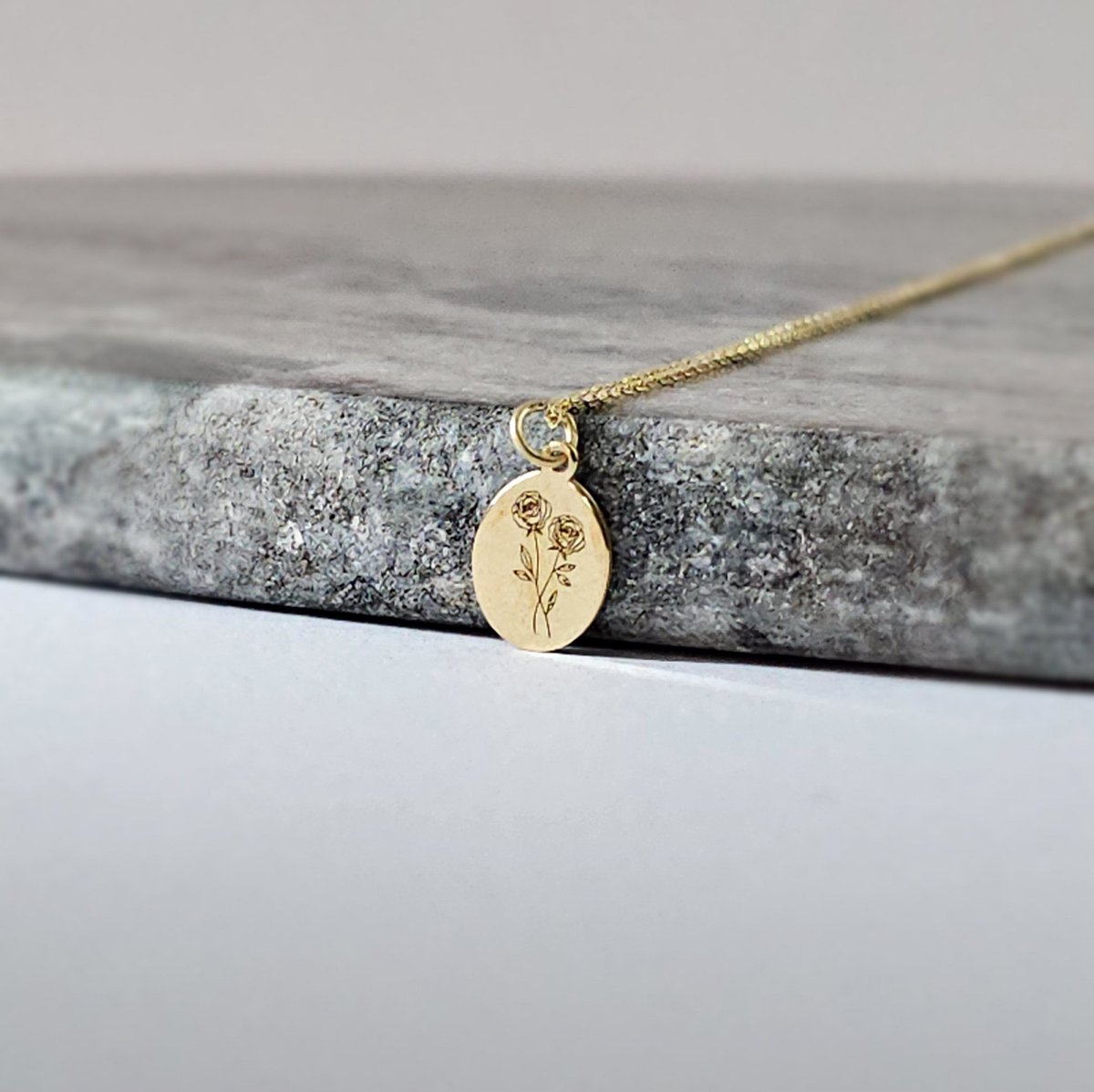 Ellen Life Jewelry | Juni Geboortebloem Kettingen - 14K Goud Gepersonaliseerd Keeting - Verjaardag Cadeau Vriendin & Vrouw - Geboortemaand Ketting met Hanger - Handgemaakte Sieraden