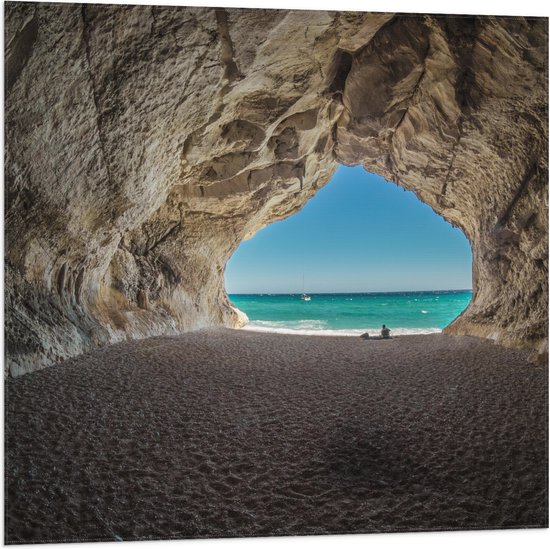 WallClassics - Drapeau - Plage dans une Grotte au Bord de la Mer - Photo 80x80 cm sur Drapeau Polyester