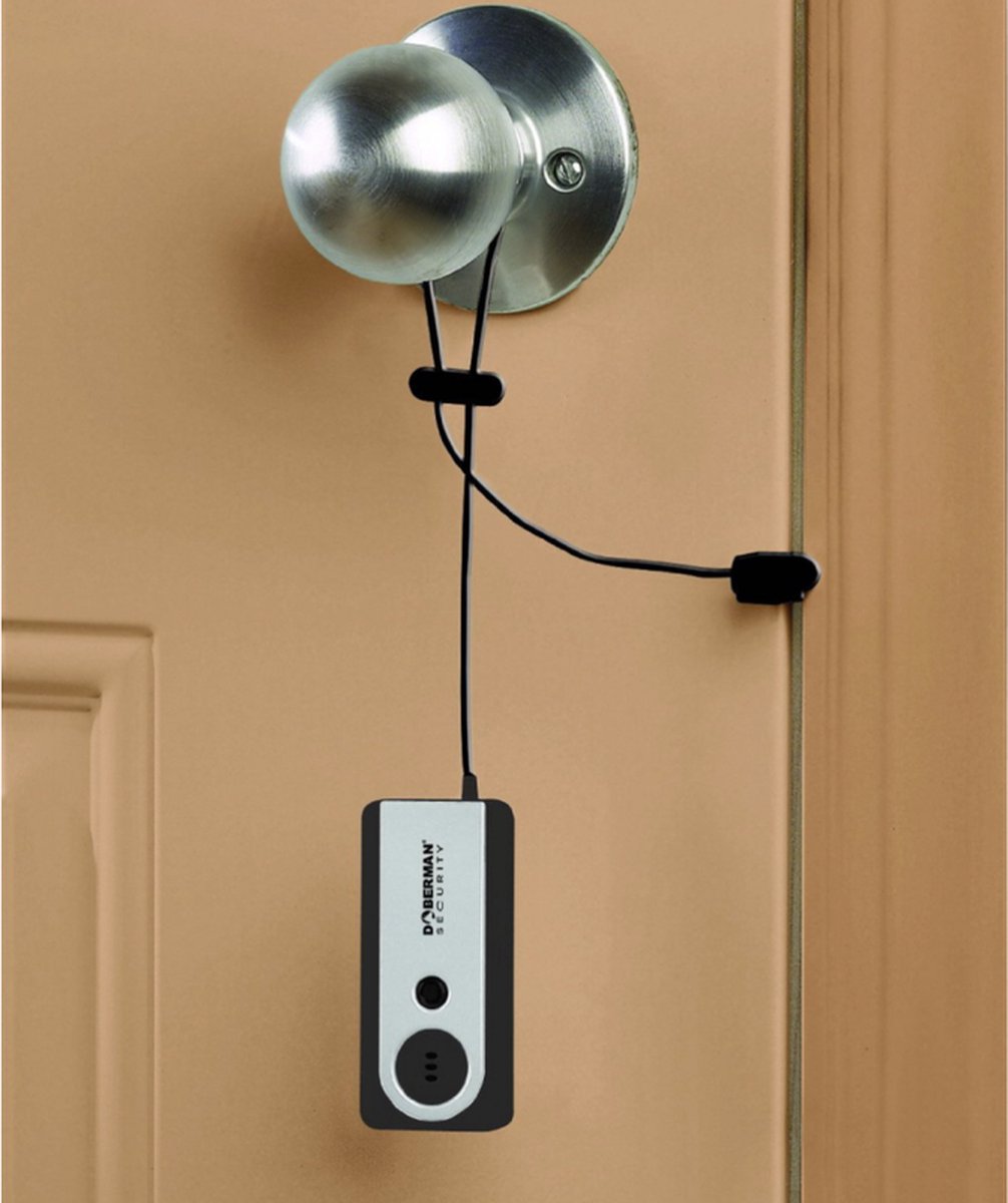Doberman Traveler Defense Alarm SE-0203 - Reis deuralarm | bol.com