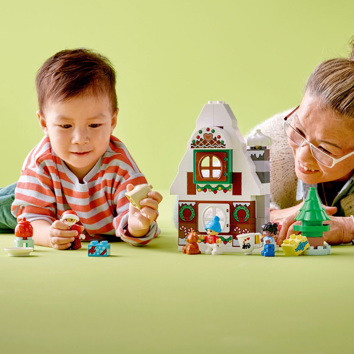 LEGO DUPLO Peperkoekhuis van de Kerstman - 10976 — afbeelding 3