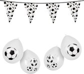 Boland Feestpakket voetbal set - Partijtje/kinderfeestje - vlaggenlijn en ballonnen