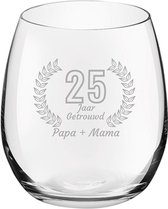 Gegraveerde Drinkglas 39cl Papa + mama 25 jaar getrouwd