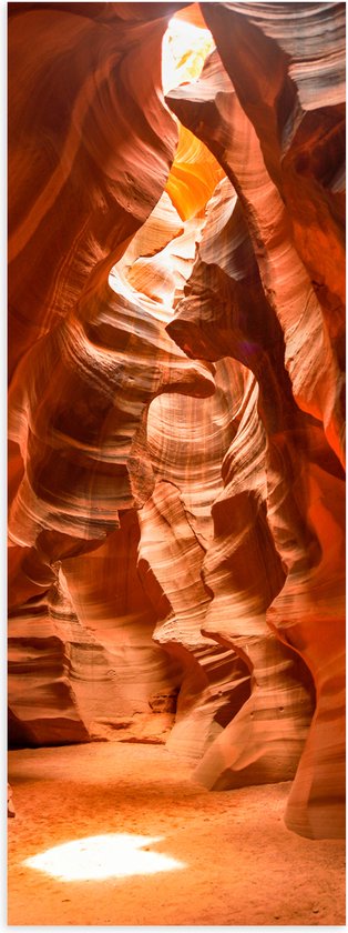 WallClassics - Poster (Mat) - Antelope Canyon Gang in Ravijn - 30x90 cm Foto op Posterpapier met een Matte look