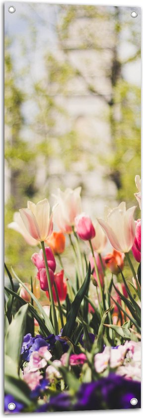 WallClassics - Tuinposter – Mix van gekleurde Bloemen in Landschap - 40x120 cm Foto op Tuinposter  (wanddecoratie voor buiten en binnen)