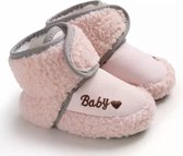 Zachte en warme sloffen - pantoffels voor baby van Baby-Slofje - roze - maat 0-6 maanden