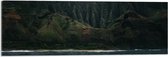 WallClassics - Acrylglas - Bergen en Rotsen aan de Kust - 90x30 cm Foto op Acrylglas (Wanddecoratie op Acrylaat)
