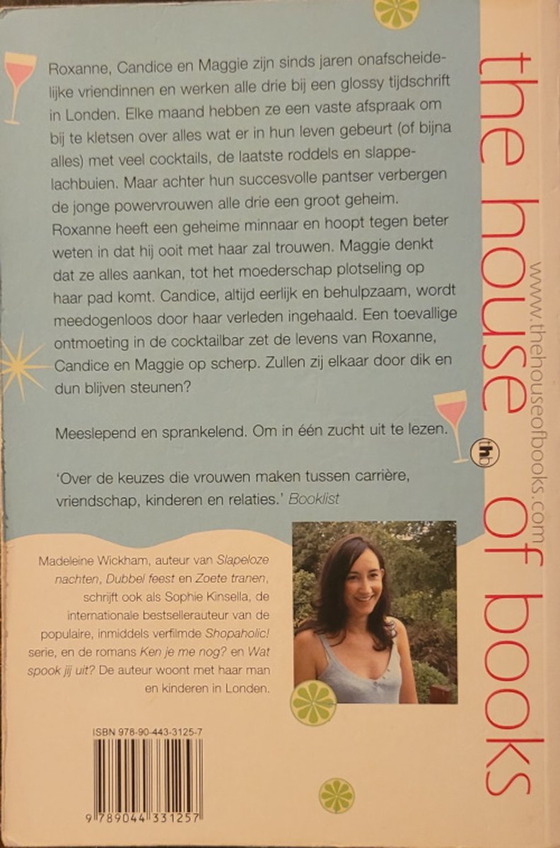 Achterkant boek De Cocktail Club met tekst en een foto van de auteur Madeleine Wickham.