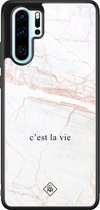 Casimoda® hoesje - Geschikt voor Huawei P30 Pro - C'est La Vie - Hard Case Backcover - TPU - Bruin/beige - Tekst