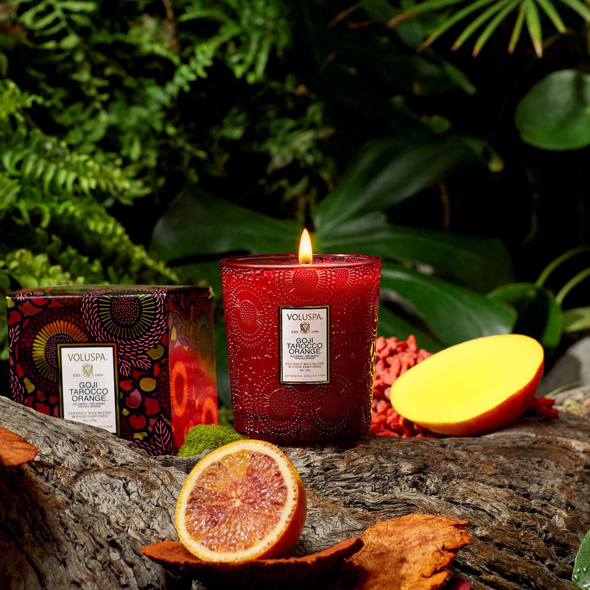 Voluspa Geurkaars Goji Tarocco Orange Classic Candle Geurkaars in geschenkverpakking
