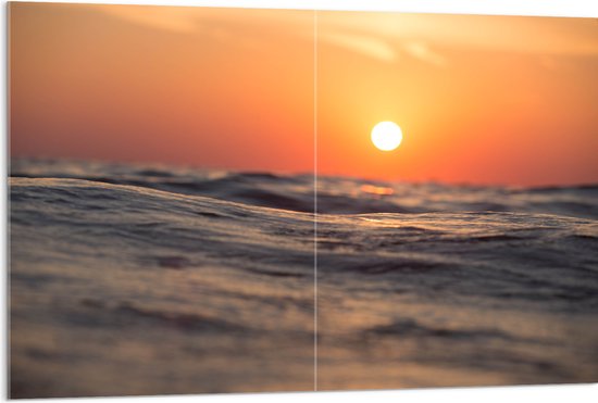 WallClassics - Acrylglas - Kalmerende Zee met Zonsondergang - 120x80 cm Foto op Acrylglas (Wanddecoratie op Acrylaat)