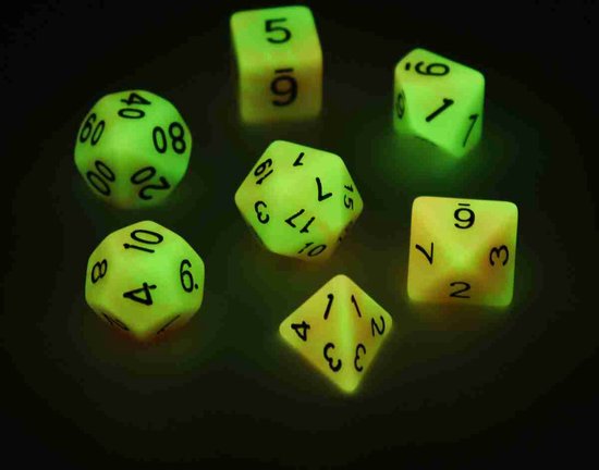 Afbeelding van het spel D&D dice set - DnD dobbelstenen set - Glow in the dark blauw paars - Dungeons and Dragons dobbelstenen Inclusief velvet bewaarzakje