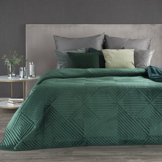 Oneiro’s luxe SOFIA /type 2/ Beddensprei Donkergroen - 170x210 cm – bedsprei 2 persoons - donkergroen – beddengoed – slaapkamer – spreien – dekens – wonen – slapen