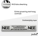 Zilverkleurige Jooba brievenbussticker met RVS folie afwerking, tekst 'NEE Géén ongeadresseerd reclamedrukwerk, géén huis aan huis bladen'.