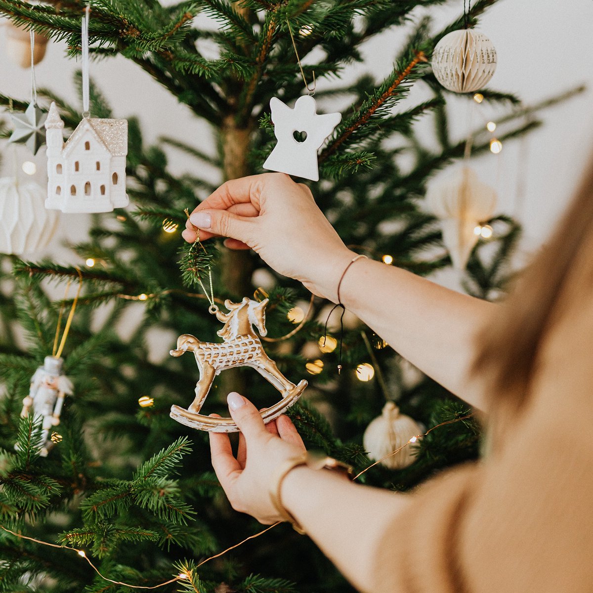 Kerstverlichting op batterij, 6 stuks, 2 meter 20 LEDs, Warm Wit, Lichtsnoer type Nano Koperdraad, Kerstboomverlichting, Inclusief CR2032 batterijen, Lichtslinger geschikt voor binnen, kerstverlichting led – foto 7