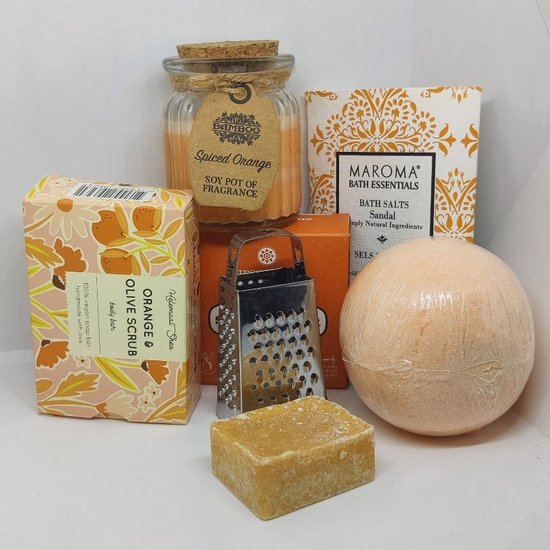 Coffret cadeau SOFTnaturals Orange-5 délicieux produits de bain et 1 cube  d'ambre avec... | bol.com