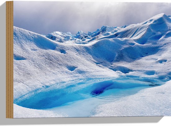 WallClassics - Hout - Sneeuwbergen - 40x30 cm - 12 mm dik - Foto op Hout (Met Ophangsysteem)